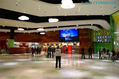 意大利城市劇院多功能影院LED顯示屏 兆光科技在大屏幕顯示領(lǐng)域的電影業(yè)績